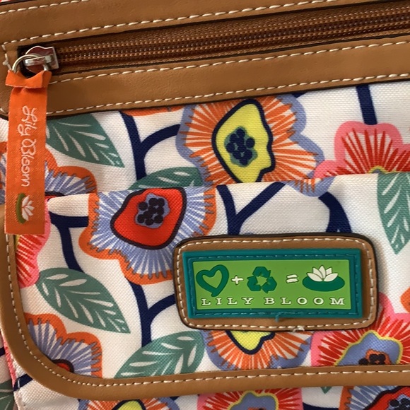 stunning day bag/ shoulder bag, never used - Picture 2 of 4